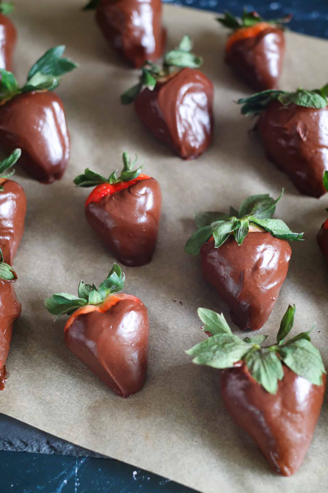 Homemade Chocolate Covered Strawberries | Easy, Healthy, & Vegan ...