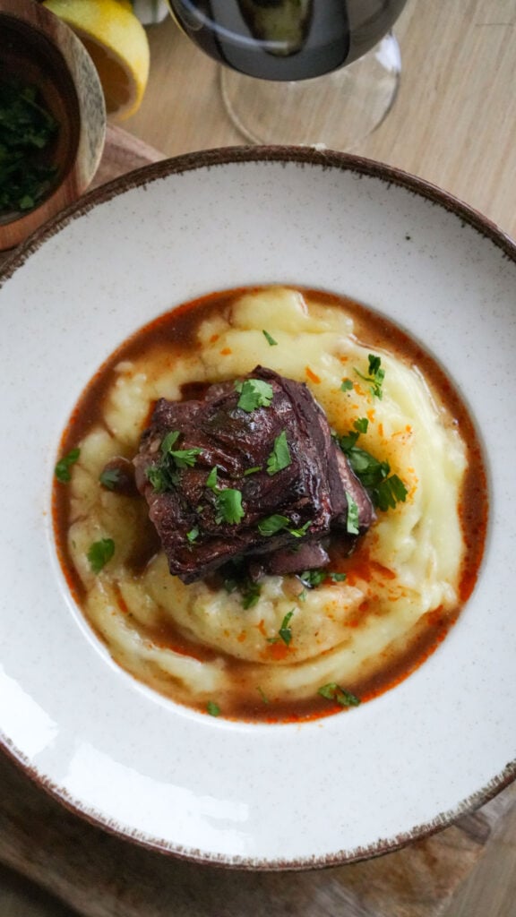Red wine braised short ribs recipe