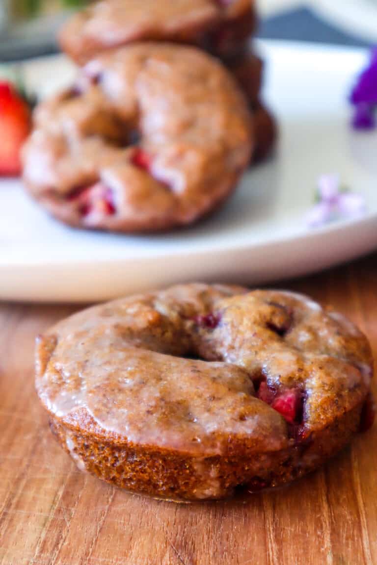 vegan baked strawberry gluten free donuts