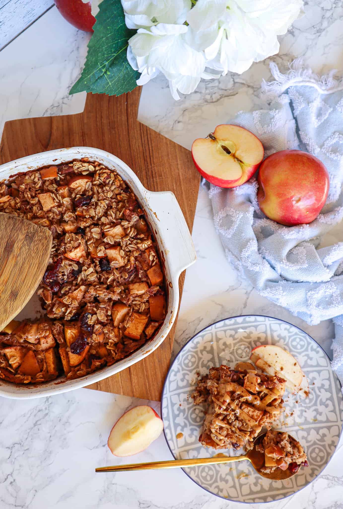 Apple Cinnamon Baked Oatmeal | Vegan + GF