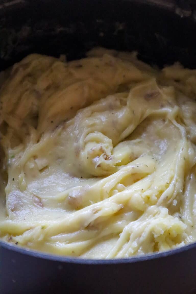 creamy whipped garlic mashed potatoes