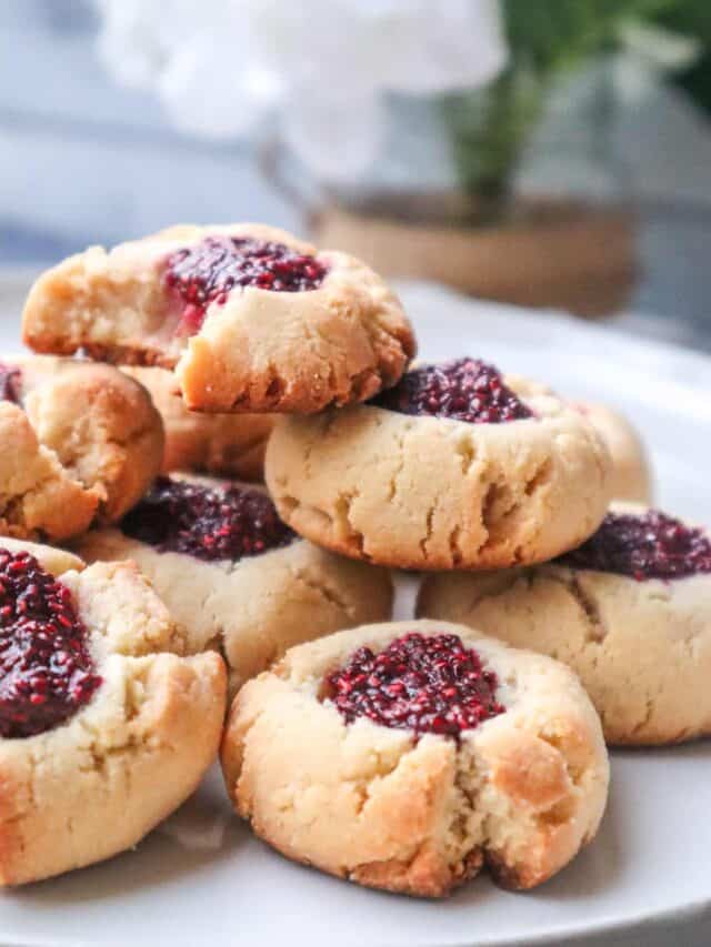 cropped-how-to-make-thumbprint-cookies.jpg