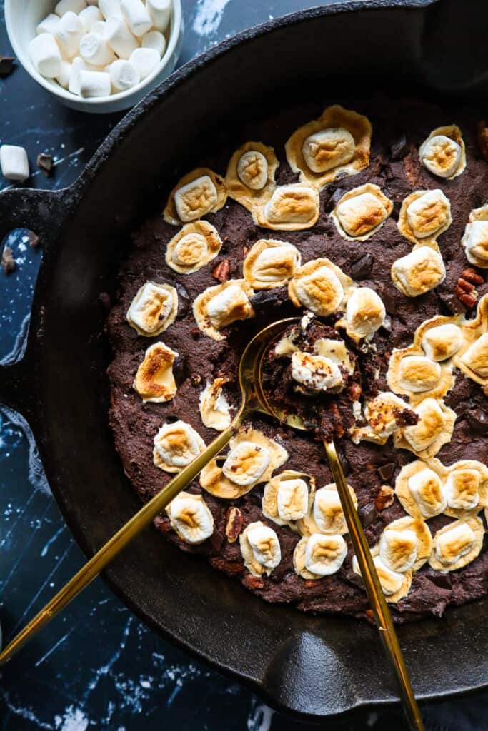 rocky road skillet brownie with marshmallows, walnuts, and chocolate chips