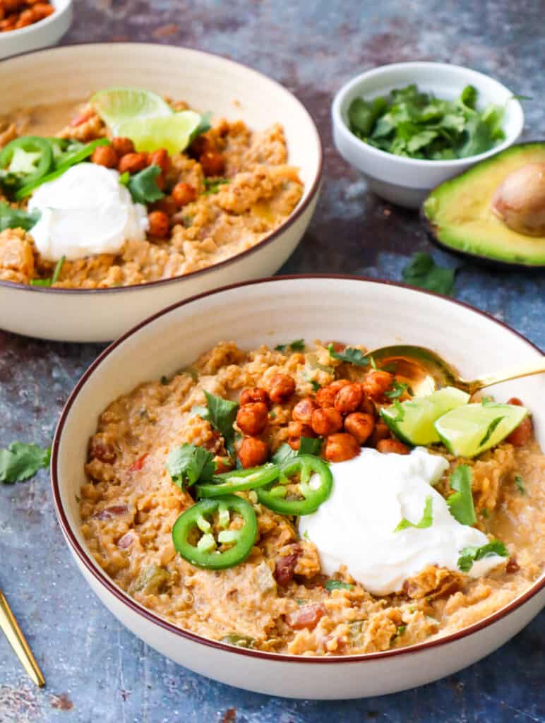 Good Food Baddie White Bean Quinoa Chili Gluten-Free Vegan
