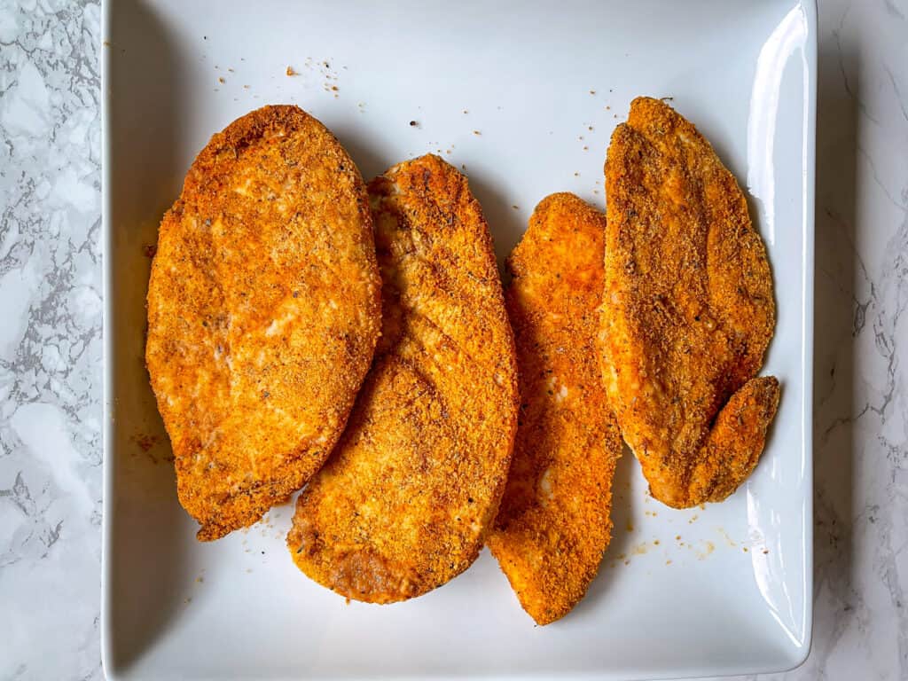 4 Cooked Crispy Chicken Breasts
