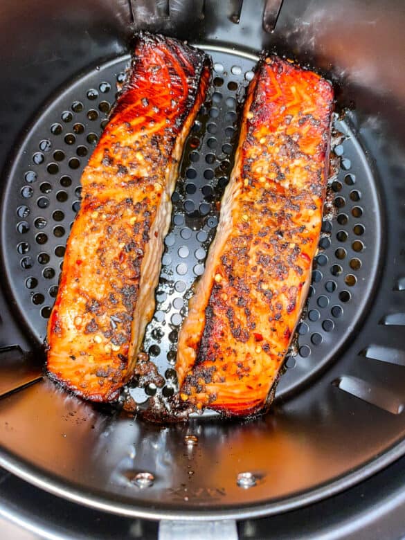 3-Ingredient Honey Garlic Air Fryer Salmon - Good Food Baddie