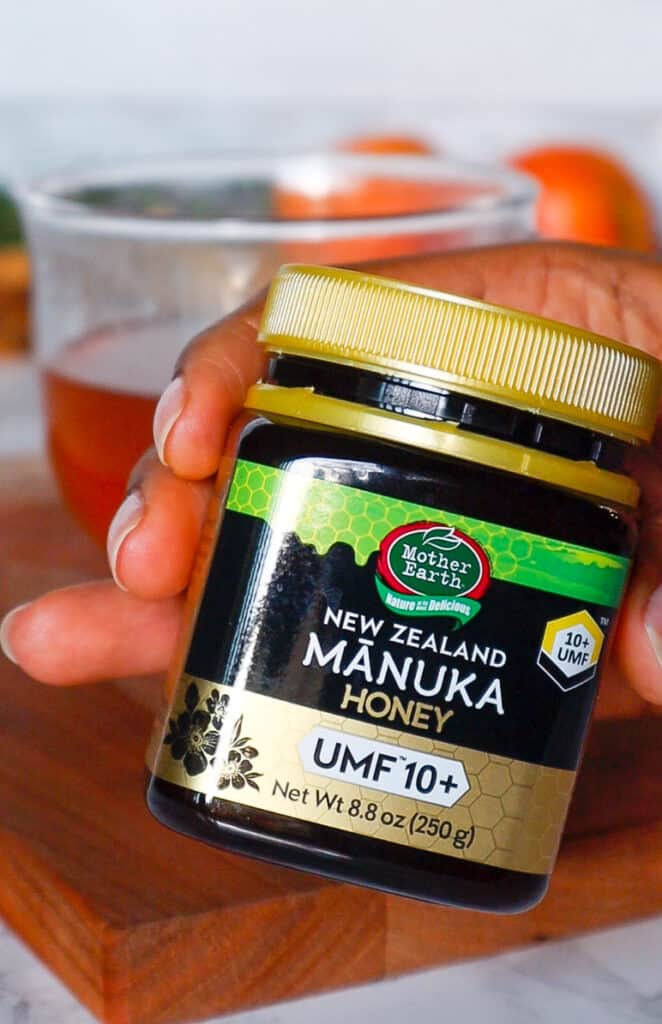 manuka honey in tea for fighting cold and flu