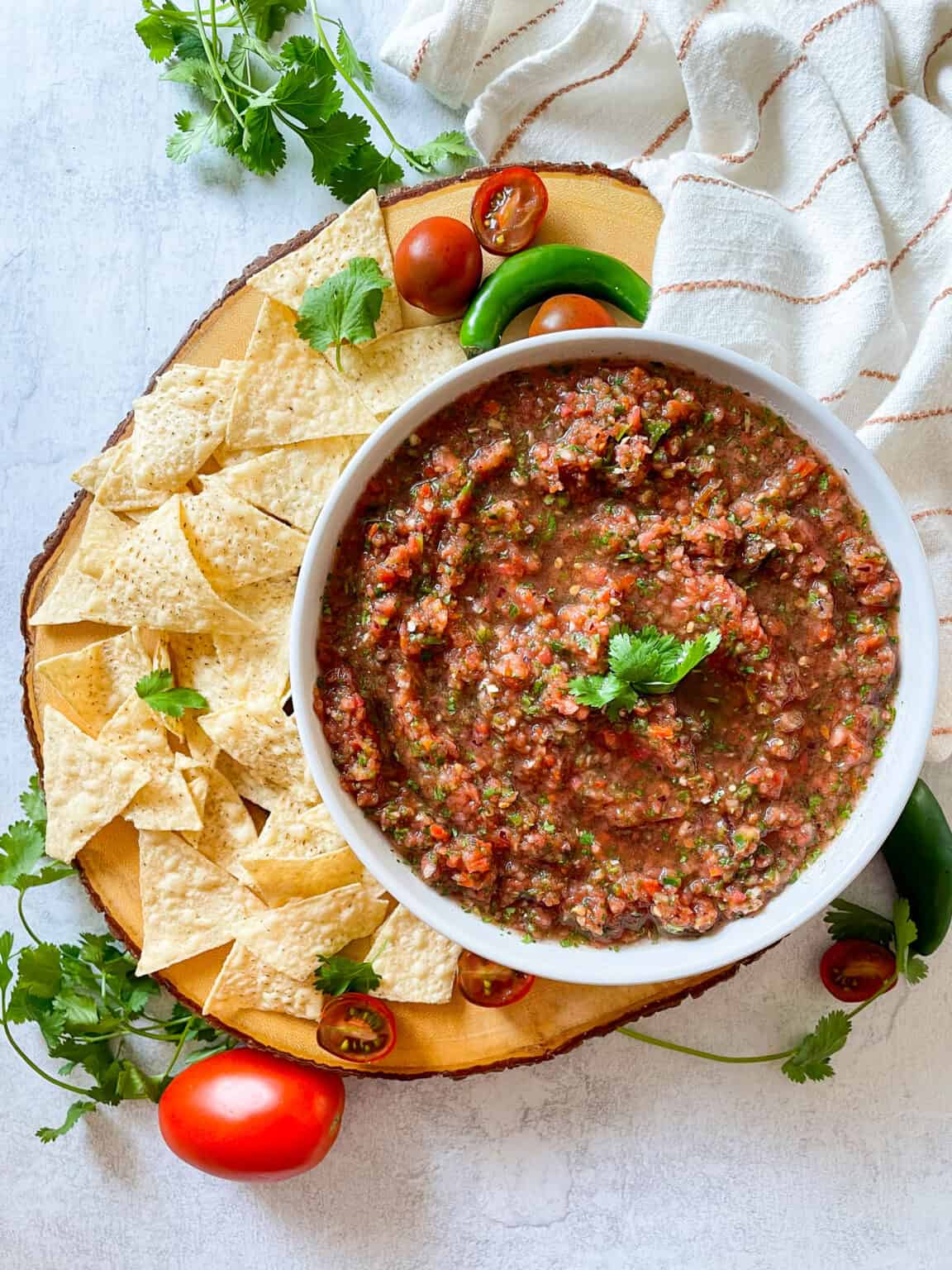 5- Minute Homemade Salsa Recipe - Good Food Baddie