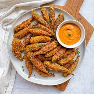healthy crunchy okra served with creamy chipotle sauce