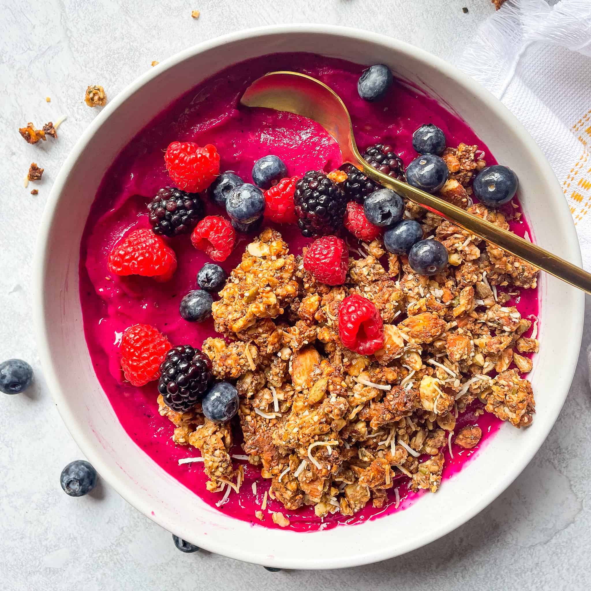 Dragon Fruit Smoothie - Cole In The Kitchen