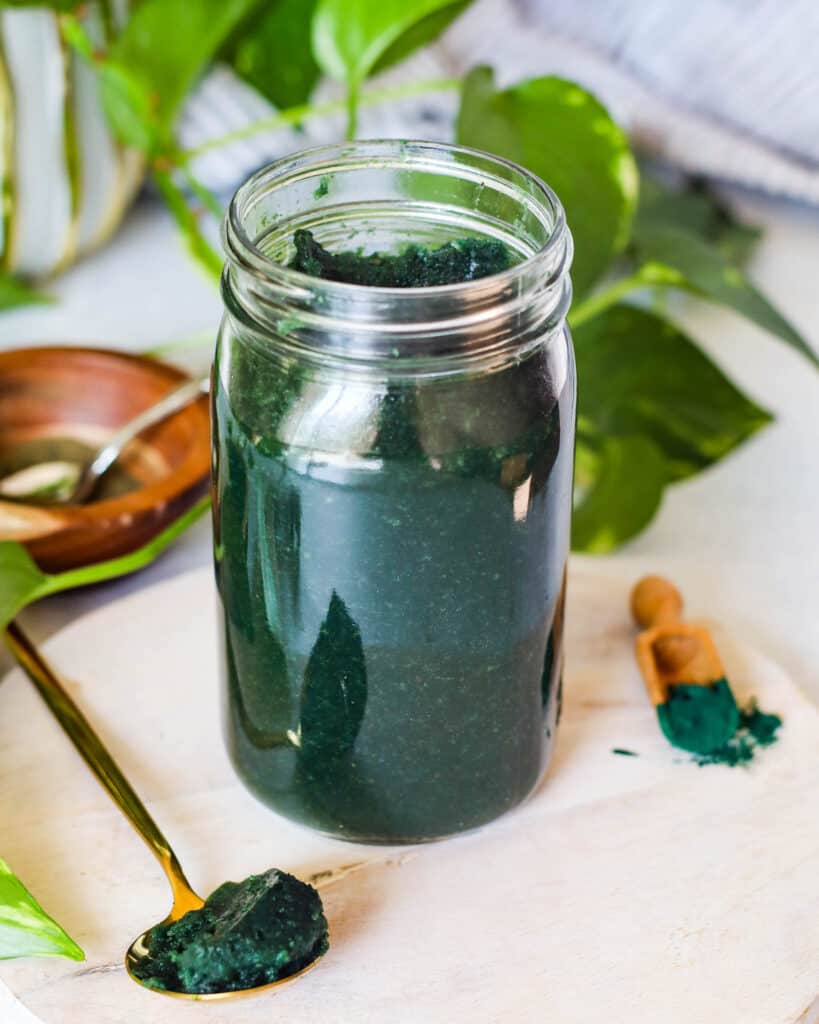 Spirulina Infused Sea Moss Gel With Bladderwrack in a mason jar