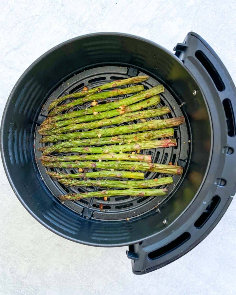 cooked asparagus in the air fryer