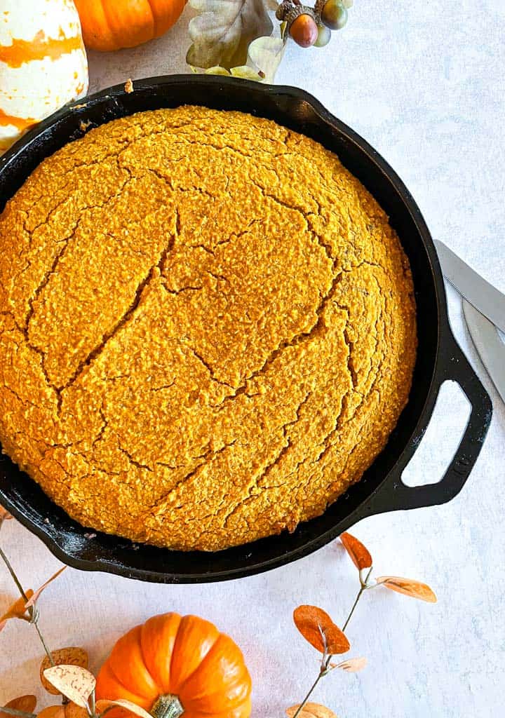 overhead view of a skillet full of cornbread