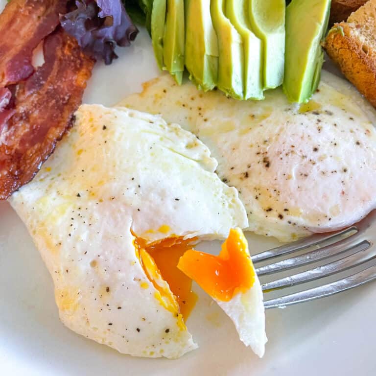 How To Make Over Medium Eggs Good Food Baddie