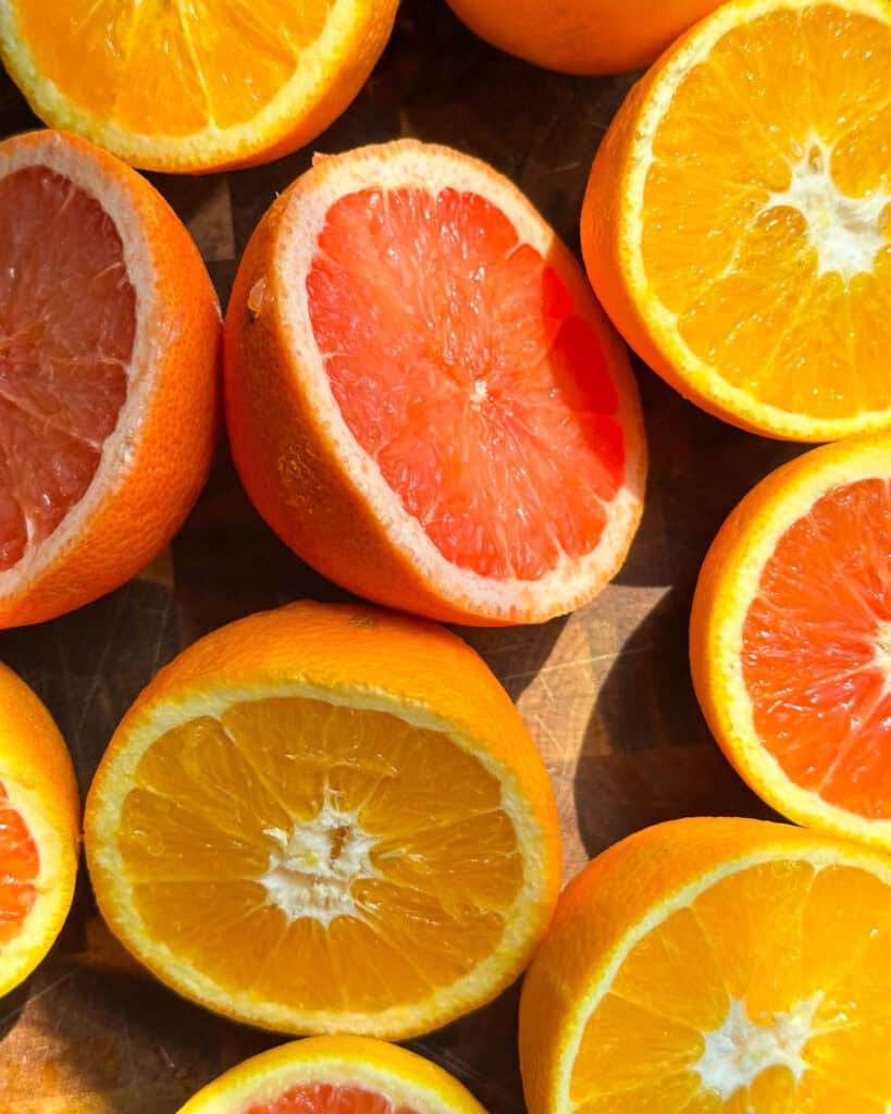 sliced citrus fruit