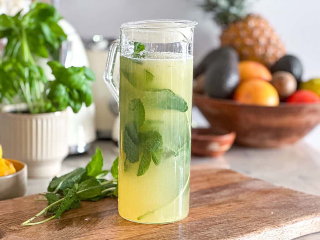 Fresh Aloe Lemonade for Digestion & Hydration