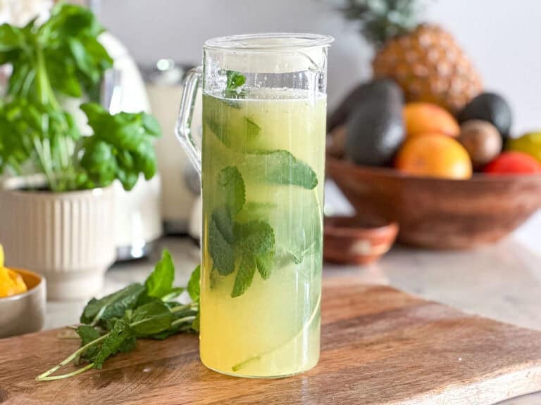 Fresh Aloe Lemonade for Digestion & Hydration