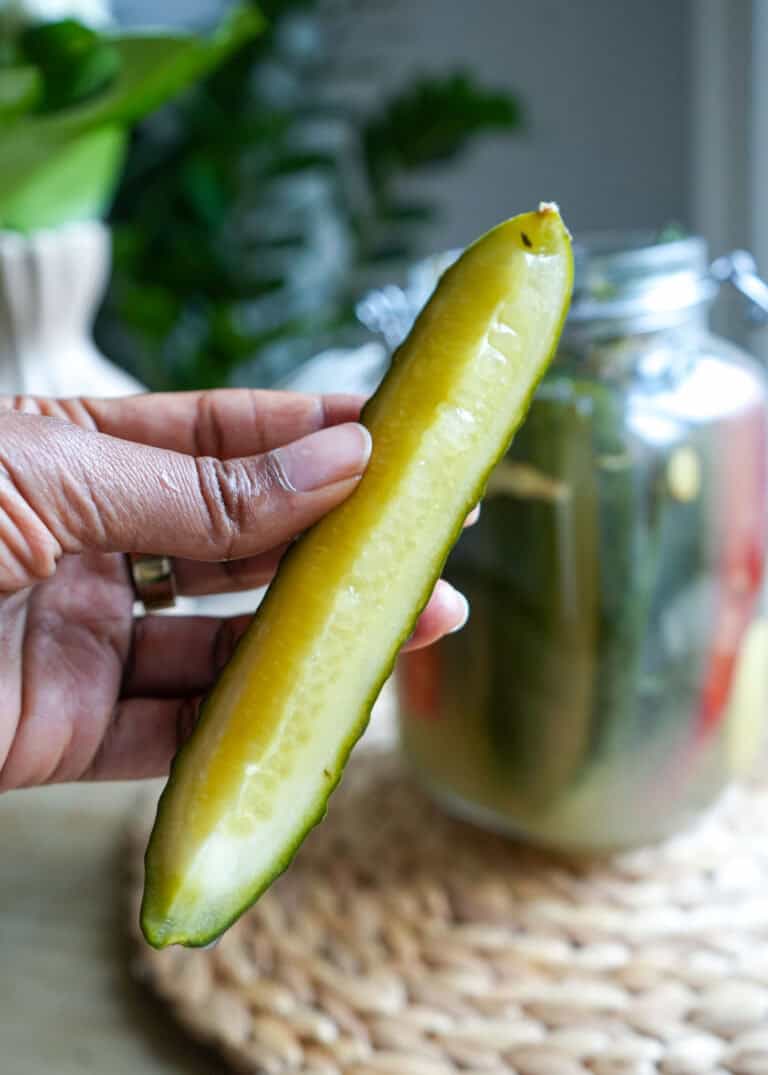 Lacto-Fermented Cucumbers (Dill Pickles)